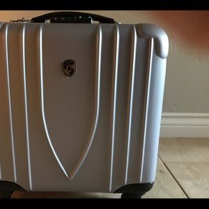 *HEYS PORTAL 4 WHEEL SPINNER SMART BUSINESS CASE..